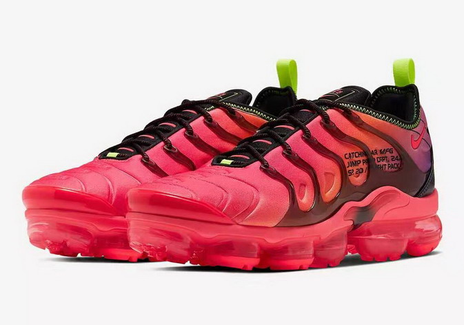 nike tn size 4