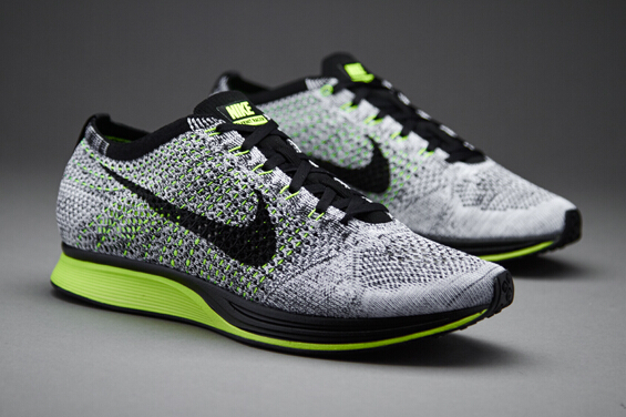 nike flyknit racer womens